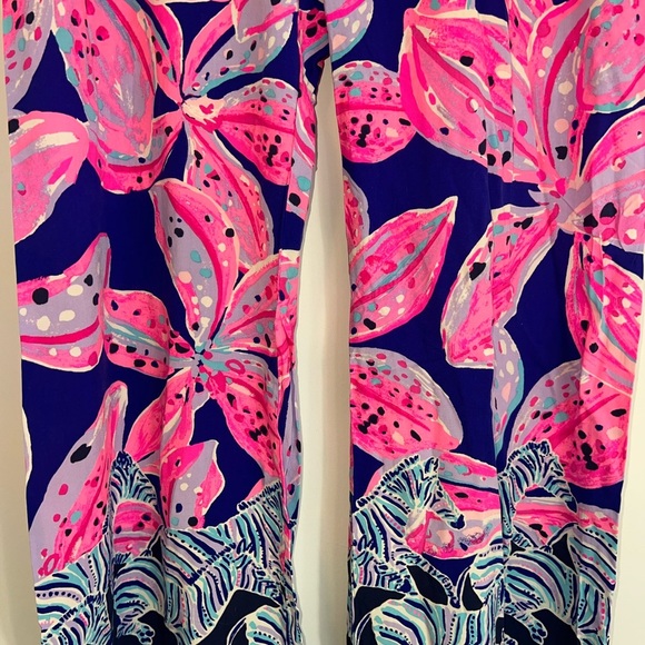 Lilly Pulitzer Pink and Blue zebra Floral Pants - Picture 5 of 13